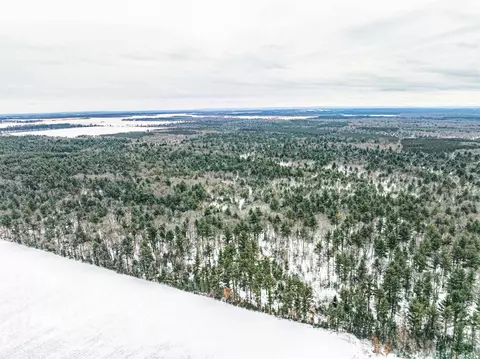 80 Ac Freedom Ave, Wisconsin Dells, WI 53965