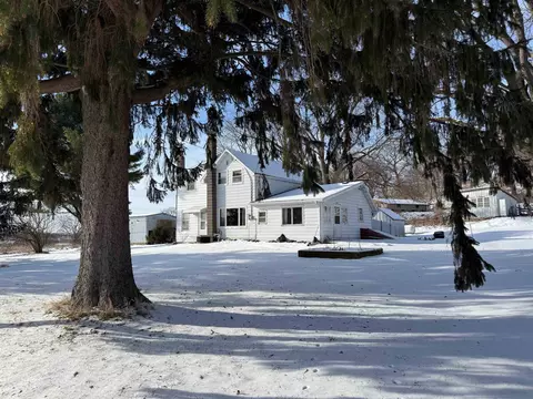 2769 S Park St, Cottage Grove, WI 53527