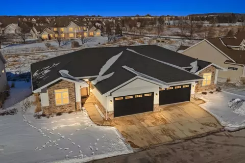 16 Prince Way, Fitchburg, WI 53711