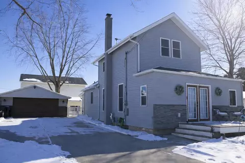 742 Hubbell St, Marshall, WI 53559