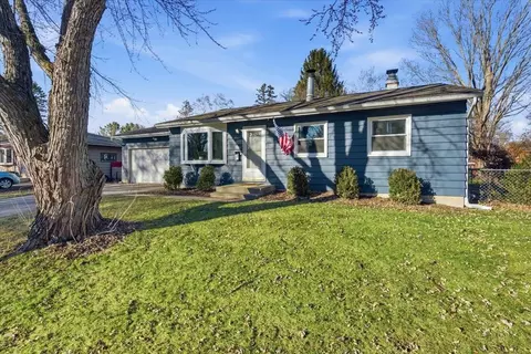5934 Meadowood Dr, Madison, WI 53711