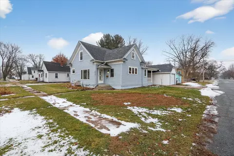 701 E 5th Ave, Brodhead, WI 53520