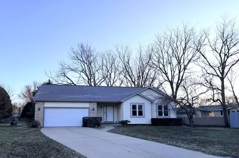 10 Wynbrook Cir, Madison, WI 53704