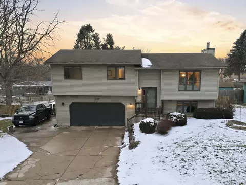 306 N Nine Mound Rd, Verona, WI 53593