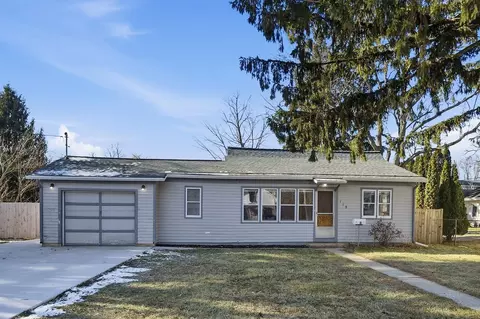 118 N Van Buren St, Stoughton, WI 53589