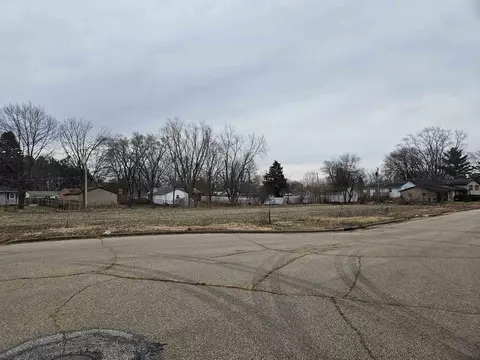 2535 Loma Dr, Beloit, WI 53511