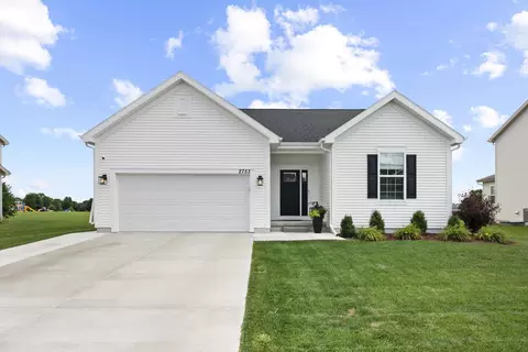 2753 Wayfair St, Fitchburg, WI 53711