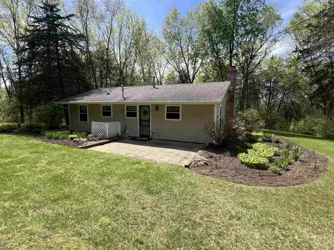 w10892 County Road V, Lodi, WI 53555