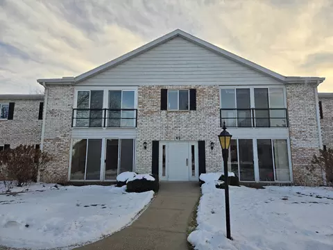 89 Golf Course Rd #E, Madison, WI 53704