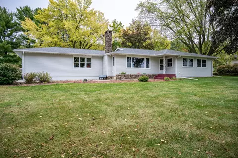 1100 Division St, Mauston, WI 53948