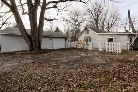 2177 Shopiere Rd, Beloit, WI 53511