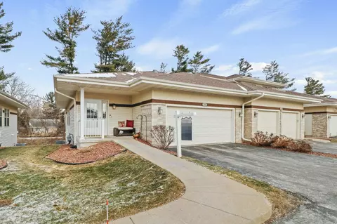 702 Clardell Dr, Sun Prairie, WI 53590