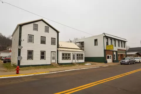 113 W Amelia St, Cassville, WI 53806
