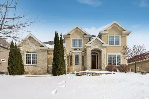 805 Blue Aster Trl, Middleton, WI 53562