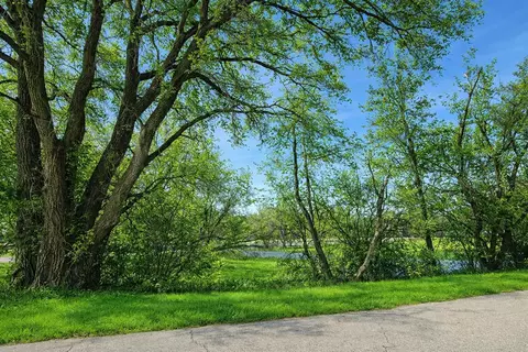 lot5 Green Dr, Pardeeville, WI 53954