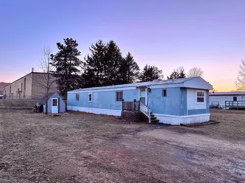 36 Joyce Ave, Prairie Du Chien, WI 53821