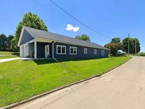 208 Union St, Belmont, WI 53510