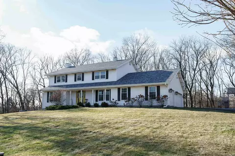 2741 N Arabian View Dr, Janesville, WI 53545