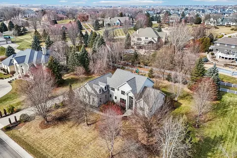 5654 Cobblestone Ln, Waunakee, WI 53597