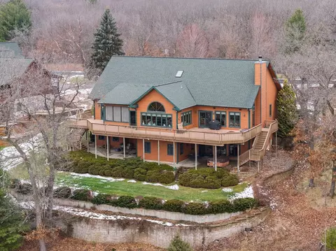 e9291 Pebblebeach Drive, Wisconsin Dells, WI 53965