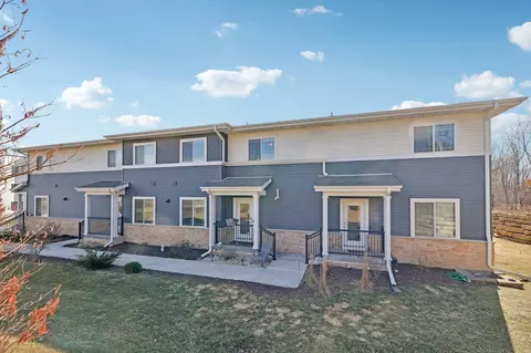 1971 N Windsor Ave, Cottage Grove, WI 53527