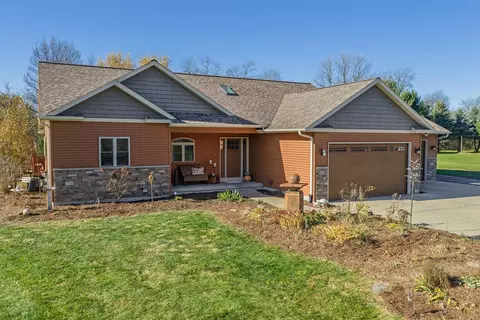 s5615 Granite Lane, Baraboo, WI 53913