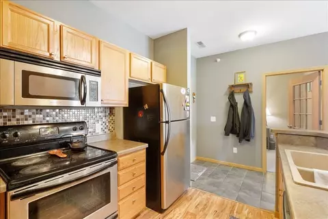 101 Metro Ter #304, Madison, WI 53718