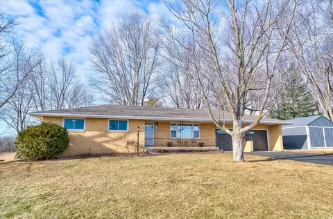 2315 Spring Rose Rd, Verona, WI 53593