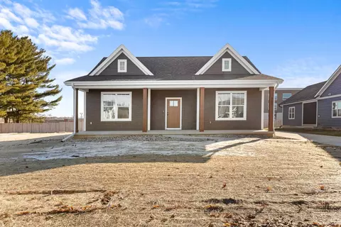 748 Kennedy St, Sauk City, WI 53583