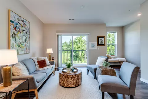 2674 Notre Dame Dr #707, Fitchburg, WI 53711
