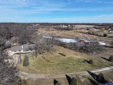 8801 N Serns Rd, Milton, WI 53563