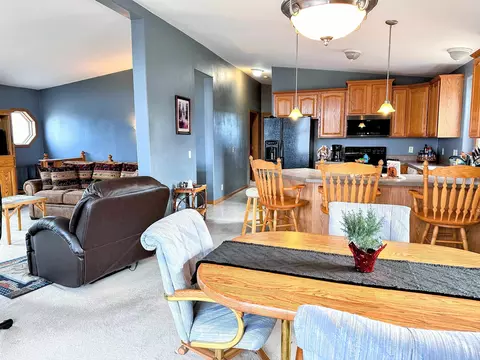Dining - 368 Highpointe Loop, Mcgregor, IA 52157 photo 1 of 3