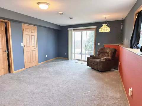 Living - 368 Highpointe Loop, Mcgregor, IA 52157 photo 7 of 7