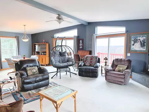 Living - 368 Highpointe Loop, Mcgregor, IA 52157 photo 2 of 7