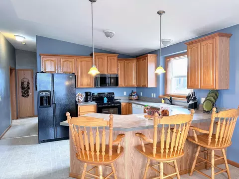 Kitchen - 368 Highpointe Loop, Mcgregor, IA 52157 photo 2 of 3