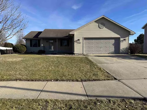 2702 Autumn Ln, Janesville, WI 53546