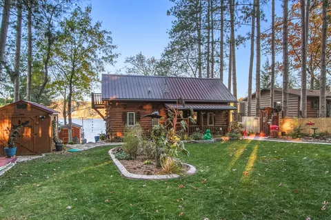 w8120 Eagle Court, Oxford, WI 53952