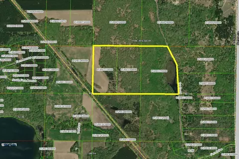 69 Ac 1st Ct, Oxford, WI 53952
