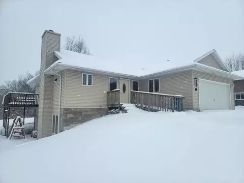 s6570 Hillpoint Road, Hillpoint, WI 53937