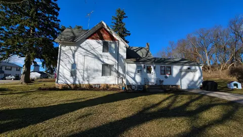 216 Coon Prairie Ave, Westby, WI 54667