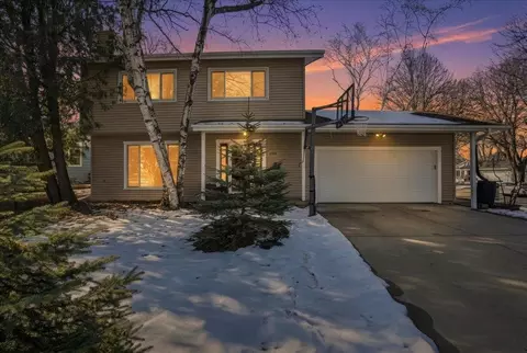 2502 Sara Rd, Madison, WI 53711