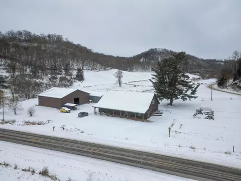 e13758 Wisconsin 82, La Farge, WI 54639