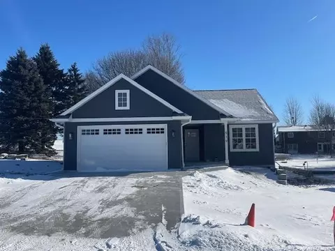 519 Alan Dr, Mount Horeb, WI 53572