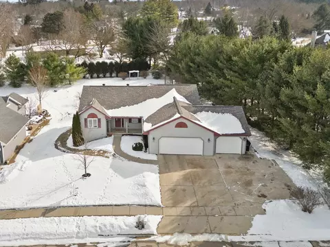 1523 Lena Ln, Fort Atkinson, WI 53538
