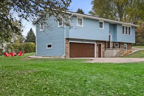 6090 Rattman Rd, Madison, WI 53718