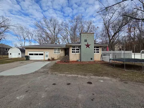 23304 Gingers Rd, Muscoda, WI 53573