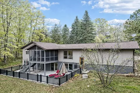 n5630 Thunderbird Road, Portage, WI 53901