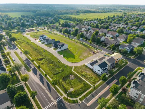 5222 E Cheryl Pkwy, Fitchburg, WI 53711