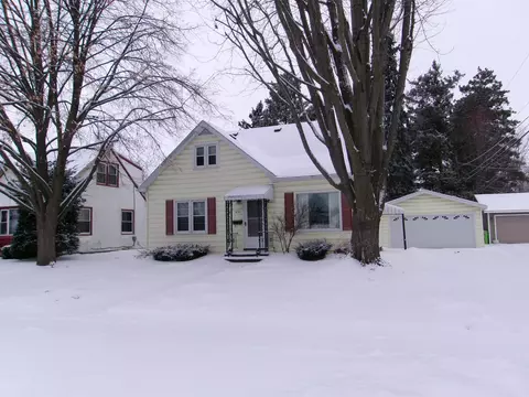 410 Liberty St, Beaver Dam, WI 53916