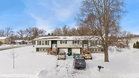 451 Bonnie Rd, Cottage Grove, WI 53527